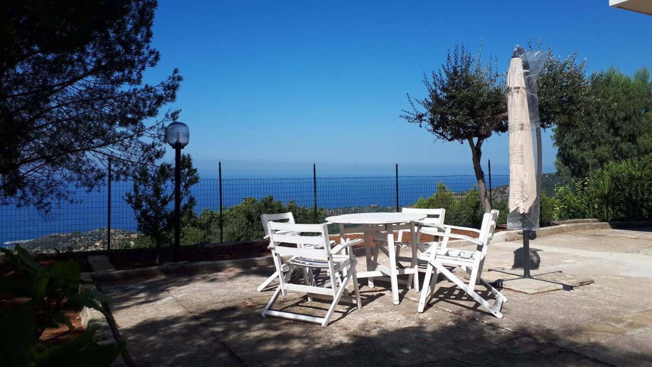 Le Pigne Casa Vacanze. Pollica Exterior foto